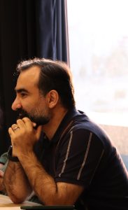 درباره این مقاله بیشتر بخوانید نشسته در تاریکی