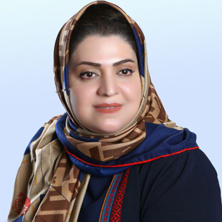 تصویر خانم طیبه گوهری نویسنده یادداشت بر روی کتاب شب بازی